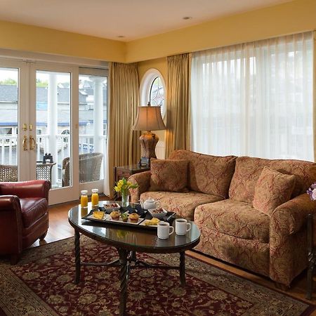 Grand Harbor Inn Камдън Екстериор снимка