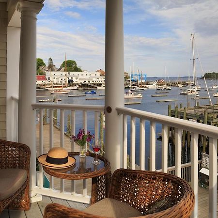 Grand Harbor Inn Камдън Екстериор снимка