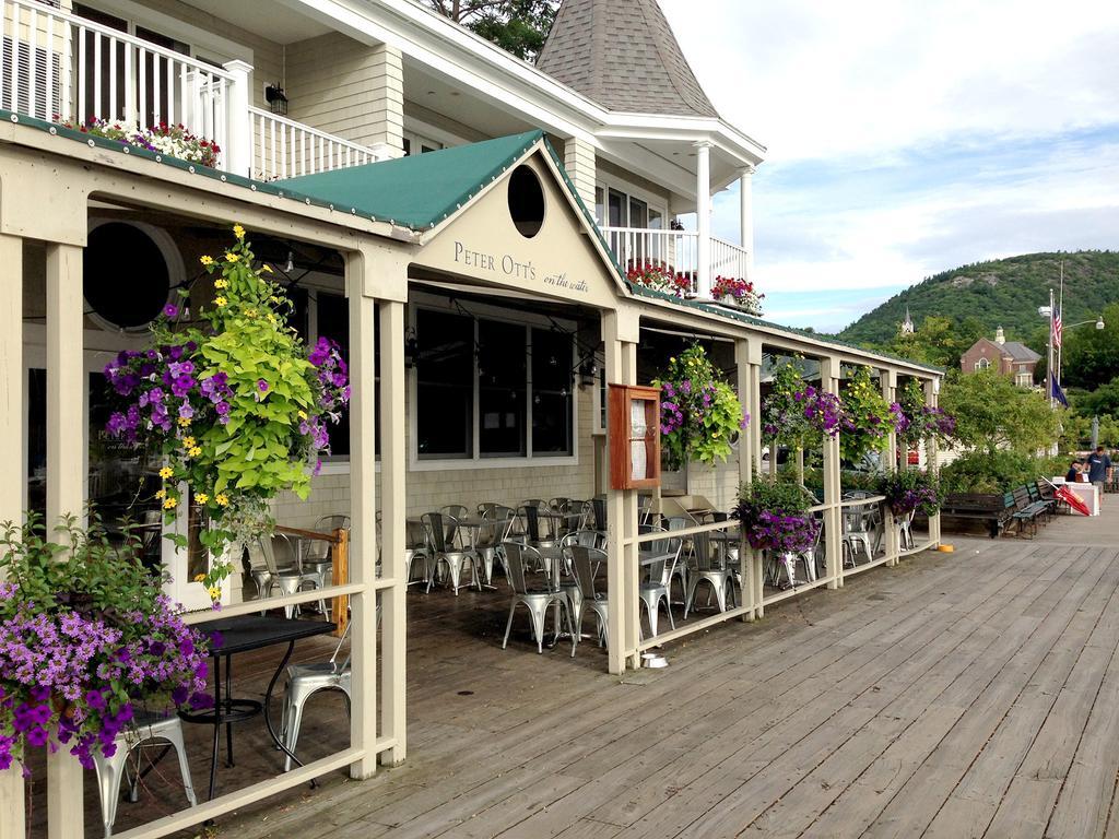 Grand Harbor Inn Камдън Екстериор снимка