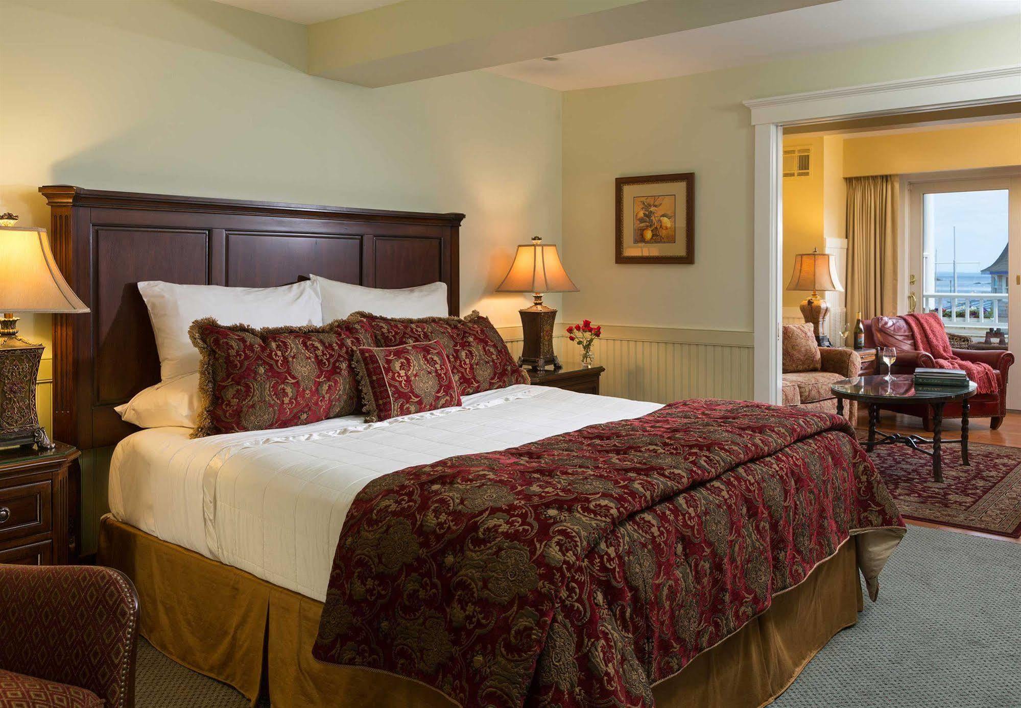 Grand Harbor Inn Камдън Екстериор снимка